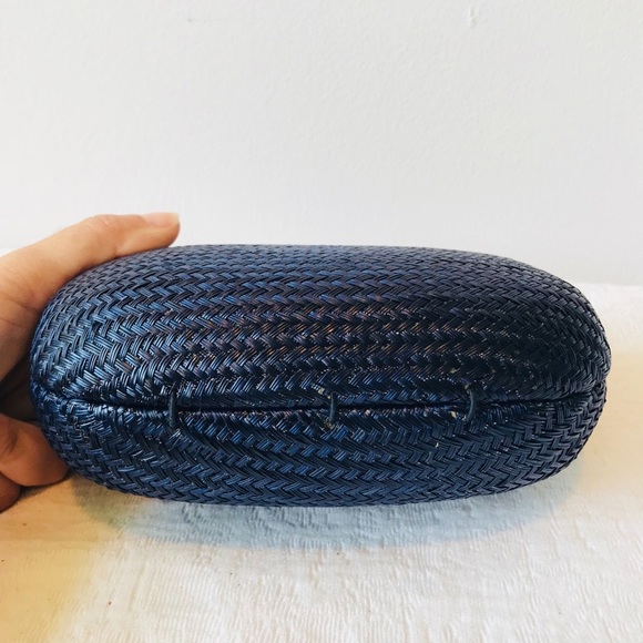 STUNNING Blue Straw Clutch w/Chain - Picture 4 of 8